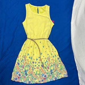 NWT SO Floral Belted Dress